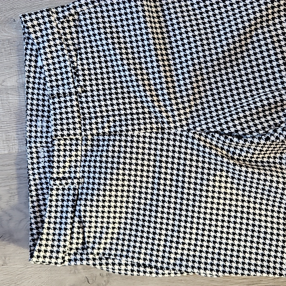 Old Navy Houndstooth Pixie Pants - image 2